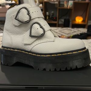 Doc martens white platform with heart buckle
